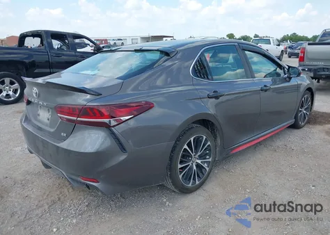 2018 Toyota Camry Se z USA, uszkodzony, nr VIN 4T1B11HK3JU612314